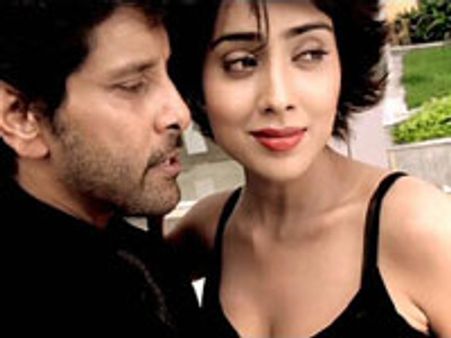 மீண்டும் தமிழில் பிஸியாகும் ஸ்ரேயா!