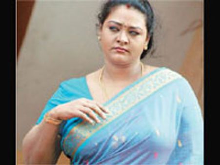 தெலுங்கு தேசத்திற்கு ஆதரவாக பிரசாரத்தில் குதிக்கிறார் ஷகீலா