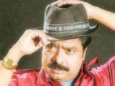 குழந்தைகள் பட விழாவில் பாண்டியராஜன் படம்