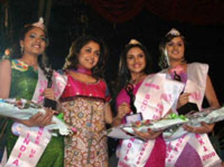 சன்ஸில்க் மிஸ் செளத் இந்தியா-தீபிகா!