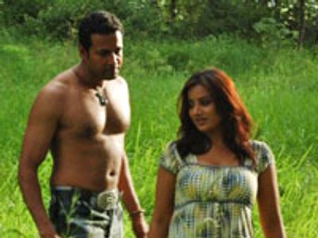 வீல்சேர் நடிக்கும் 'தலை எழுத்து'!