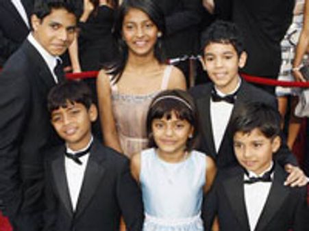 படிப்பா, நடிப்பா? - ஸ்லம்டாக் குழந்தைகளின் குழப்பம்!