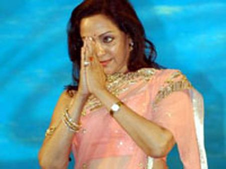 தேர்தலில் போட்டியில்லை-ஹேமமாலினி