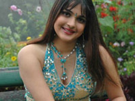 எனக்கும் இடம் கிடைக்கும் ..நிக்கோல்