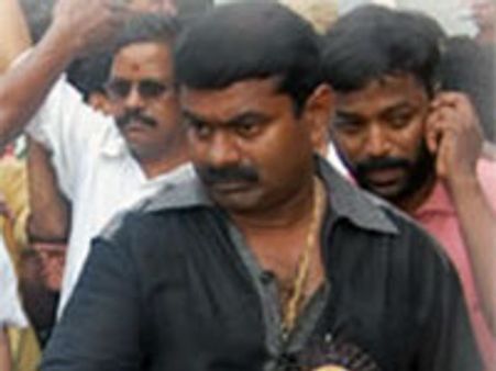 ஜாமீனில் விடுதலையாக மறுத்த சீமான் - மேலும் 15 நாள் காவல்