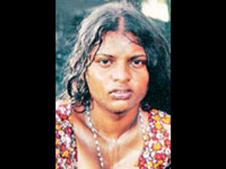 நடிகை பூஜாவின் காதலர் போலீசில் சரண்!