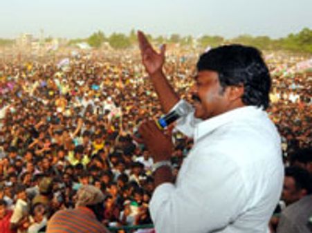 ராமாராவின் மரணத்துக்கு காரணமான நாயுடுவுக்கா ஓட்டு?-சிரஞ்சீவி