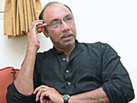 தமிழர்களைக் கொல்லும் ராஜபக்சே நிம்மதியாக வாழ முடியாது - சத்யராஜ் ஆவேசம்