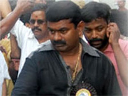 நிபந்தனை ஜாமீனில் இயக்குநர் சீமான் விடுதலை!