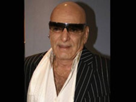 நடிகர்-இயக்குநர் பெரோஸ்கான் மரணம்