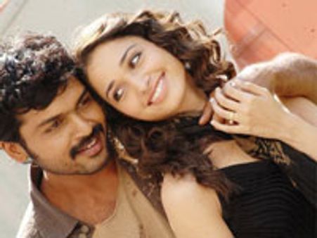 விஜய்யின் 50வது படத்தில் அவருக்கு ஜோடியாகிறார் தமன்னா.