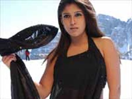 நயனுக்கு என்ன ஆச்சு?