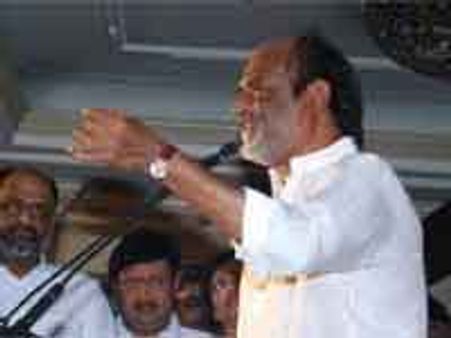 ராகவேந்திரர் கோயில் திறக்கும் ரஜினி!