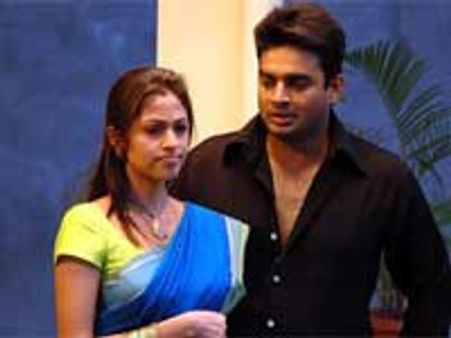 ஒரு வழியாய் டப்பிங் பேசினார் மாதவன்!