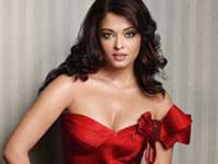 ஐஸ்வர்யா ராய் மீது வழக்கு!