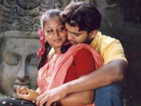 வேலு பிரபாகரனின் 'காதல் கதை' இது!