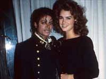 மனைவி தன்னை நிர்வாண கோலத்தில் பார்க்க விரும்பாத ஜாக்சன்