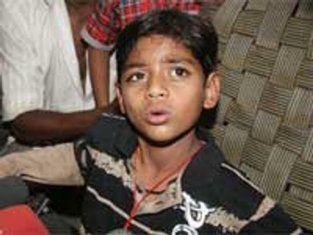 ஸ்லம்டாக் .. பட குழந்தை நடிகர் அசாருதீனுக்கு வீடு கிடைத்தது