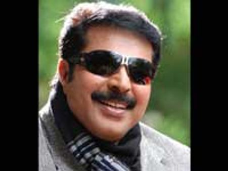 ரத்த வங்கி.. இணையத்தில் கலக்கும் மம்முட்டி