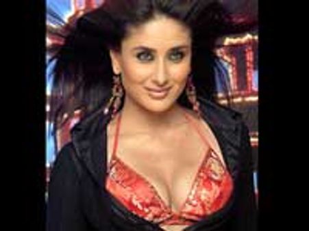 ஸ்டெப்மாம் படத்துக்காக முடியை வெட்டும் கரீனா கபூர்