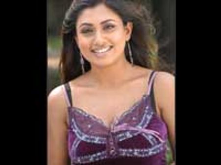 மாளுவுக்கு வயசு 30!