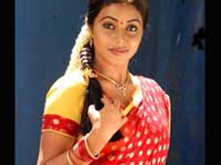 மீண்டும் கிராமத்துக்குப் போகும் பூர்ணா