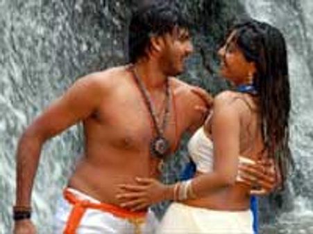 ஒரே நாளில் 7 படங்கள் ரிலீஸ்