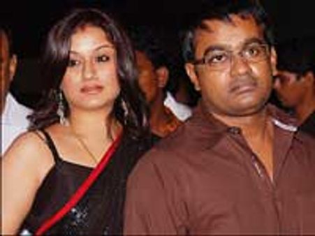 சோனியா - செல்வராகவன் விவாகரத்து செய்ய முடிவு