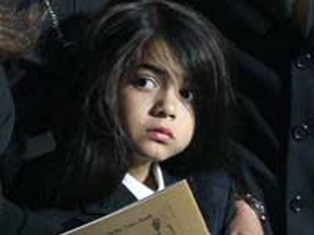 ஜாக்சனின் 3வது மகனின் வாடகைத் தாய் அடையாளம் தெரிந்தது