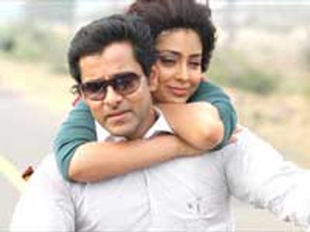 டிக்கெட் வசூலில் ஒரே நாளில் ரூ. 95 லட்சம் குவித்த கந்தசாமி