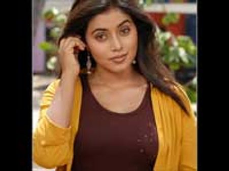 வயிற்றைக் கட்டும் பூர்ணா