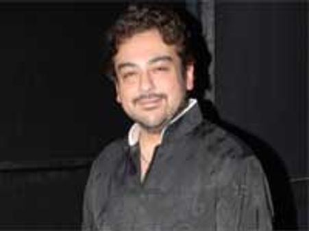 அட்னான் சமி கைது-விடுதலை