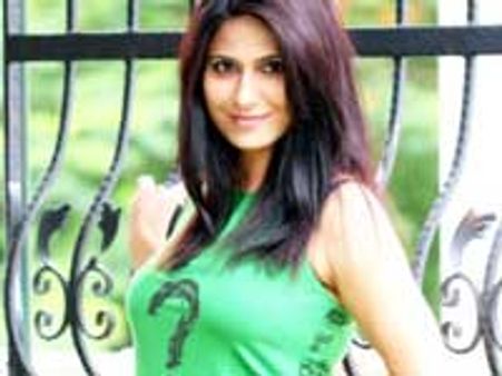 தமிழுக்கு வரும் பாட்னா அழகி குஷி கிருஷ்ணா!