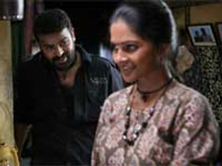 சன் வசம் யோகி!