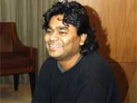 ஆஸ்கர் நாயகன் ஏ.ஆர்.ரஹ்மானுக்கு மெழுகுச் சிலை