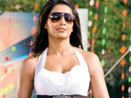 ஆல் தி பெஸ்ட்-தமிழக உரிமை பிவிஆருக்கு!