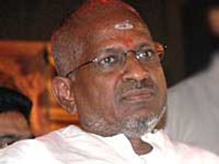 சிபிஐ நீதிமன்றம் வந்த இளையராஜா!