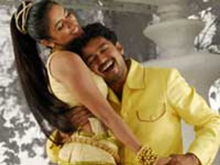 திரைத்துறையினர் கட்டுப்பாட்டுக்கு அப்பாற்பட்டவர்கள் அல்ல-நீதிமன்றம்