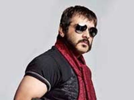 ஏரோட்ராம் கட்டும் தல!