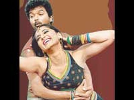 அனுஷ்காவுக்கு கோவில் கட்ட முயற்சி!