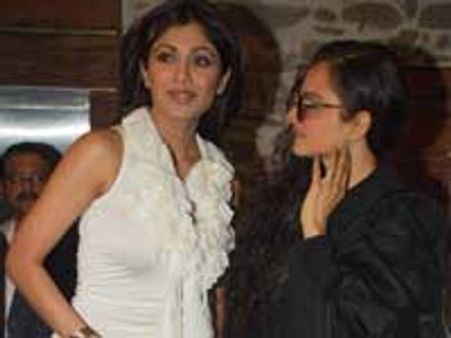 ரூ.45 கோடி நஷ்ட ஈடு கேட்டு ஷில்பா ஷெட்டி மீது வழக்கு!