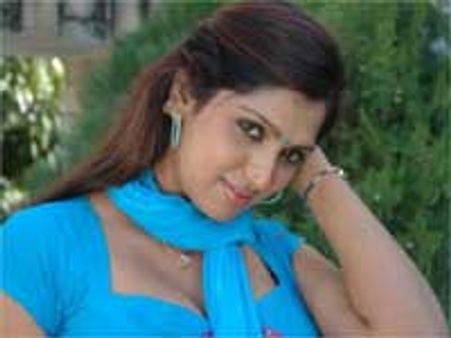 விபச்சாரம் - கைதான புவனேஸ்வரிக்கு நிபந்தனை ஜாமீன்