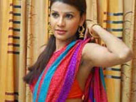 இந்த நடிகை அவந்திகாவுக்கு பாகிஸ்தானிலிருந்து கொலை மிரட்டல்