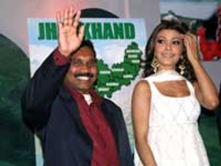 கொய்னாவுக்கு ரூ. 50 லட்சம் தந்த கோடா!?