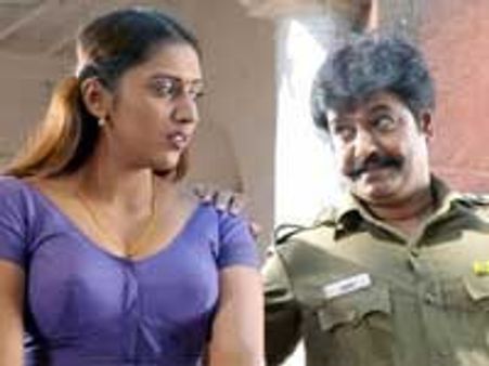 விவேக்குக்கு கறுப்புக் கொடி!