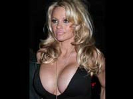 கடைசி மூச்சு உள்ளவரை கவர்ச்சியாய் தோன்றுவேன்! - பமீலா