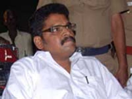 டாக்டர் பட்டம் பெறுமளவுக்கு பெரிதாக சாதிக்கவில்லை - கே.எஸ்.ரவிக்குமார்