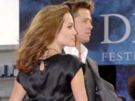 பிராட் பிட் - அனில் அம்பானி கூட்டாக படங்கள் தயாரிக்க ஒப்பந்தம்!