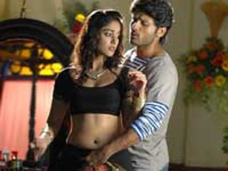 இலியானாவுக்கும் ரசிகர் மன்றம் வந்தாச்சு - மதுரையில்