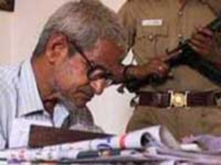 எந்திரன் போக்குவரத்து இடையூறு எதிரொலி-வழக்குப் போடப் போகிறார் டிராபிக் ராமசாமி